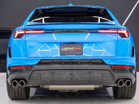 Used 2024 Lamborghini Urus Performante AWD/4WD image 15