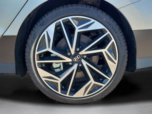 New 2025 Hyundai Ioniq 6 SEL image 31