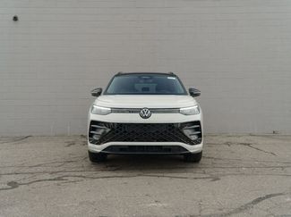 New 2026 Volkswagen Tiguan SE R-Line AWD/4WD video 2