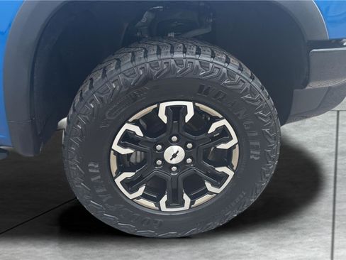 Used 2023 Chevrolet Silverado 1500 ZR2 w/ Technology Package image 25