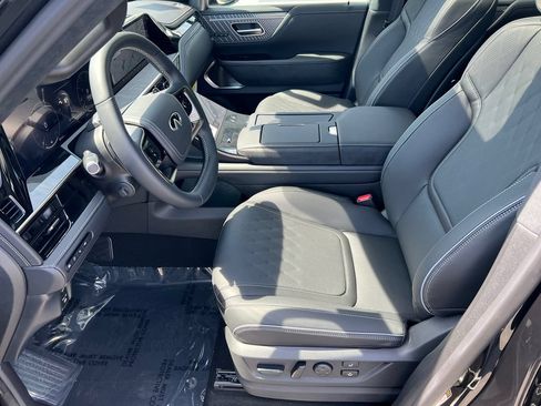 New 2026 INFINITI QX80 Autograph w/ Premium Cargo Package AWD/4WD image 9