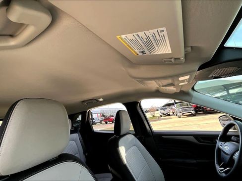 Used 2024 Ford Escape Active image 14