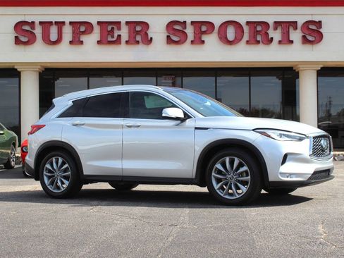 Used 2019 INFINITI QX50 Luxe w/ Navigation Package AWD/4WD image 1