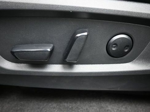 New 2026 Nissan Pathfinder SL w/ SL Premium Package image 33