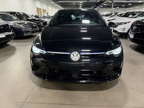 Used 2026 Volkswagen Golf AWD/4WD image 2