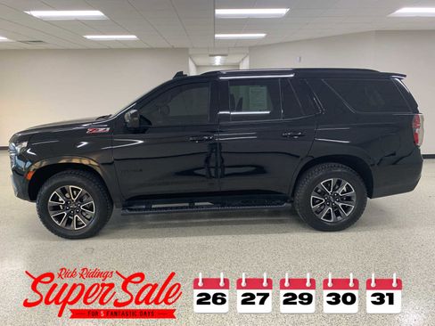 Used 2021 Chevrolet Tahoe Z71 w/ Rear Media and Nav Package image 11