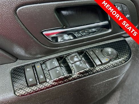 Used 2010 Chevrolet Silverado 1500 LTZ image 18