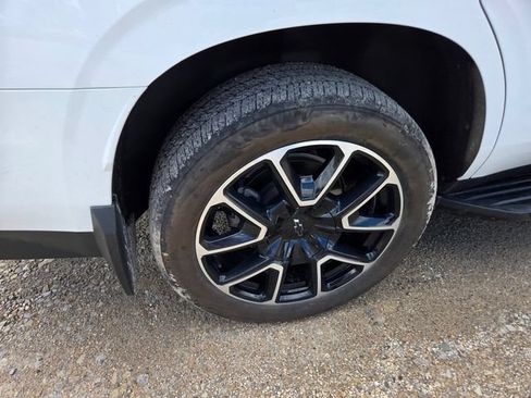 Used 2023 Chevrolet Tahoe RST w/ Luxury Package AWD/4WD image 5