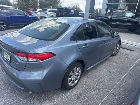 Used 2022 Toyota Corolla LE FWD image 8