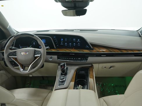 Used 2023 Cadillac Escalade Sport Platinum image 19