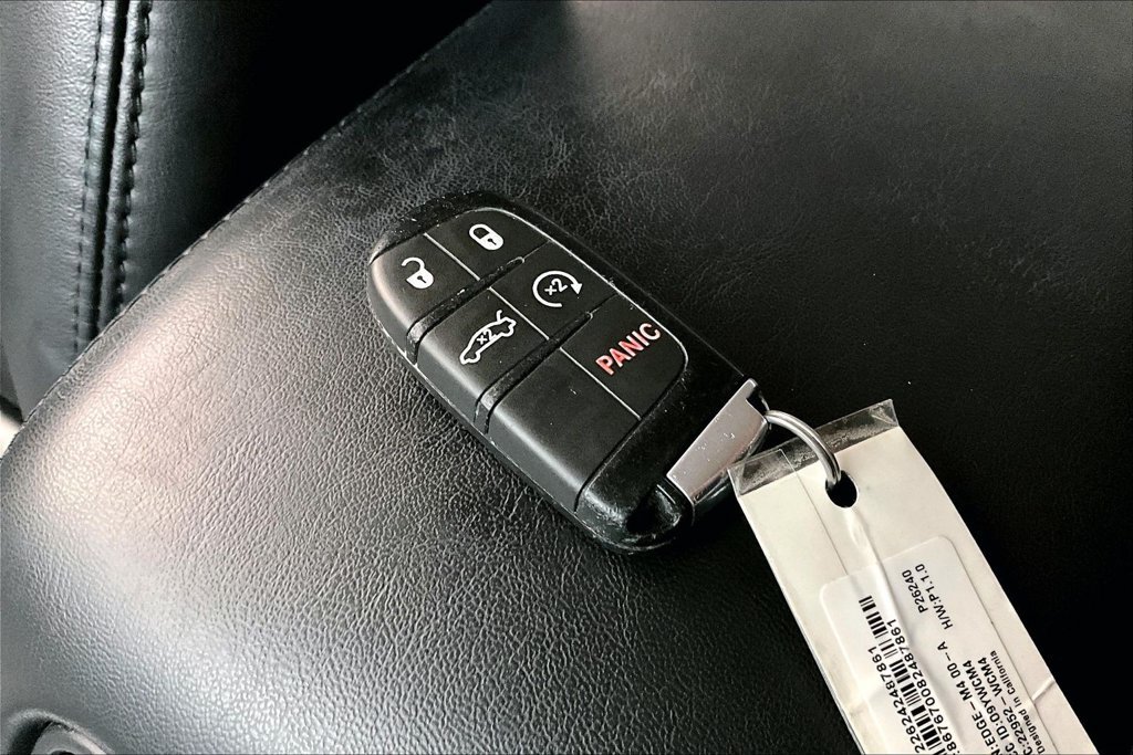 Used 2021 Chrysler 300 Touring L RWD image 12