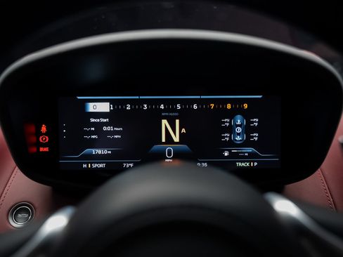 Used 2023 McLaren GT RWD image 42