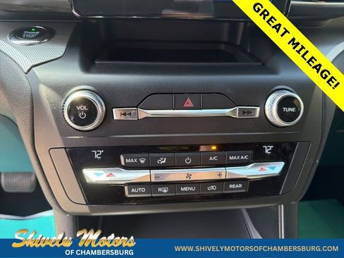 Used 2020 Ford Explorer XLT w/ Equipment Group 202A image 28