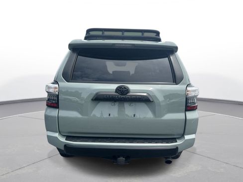 Used 2022 Toyota 4Runner TRD Off-Road Premium w/ Moonroof Package AWD/4WD image 7