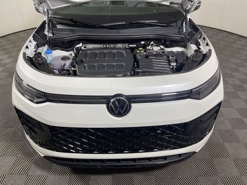 New 2026 Volkswagen Tiguan SE R-Line image 25