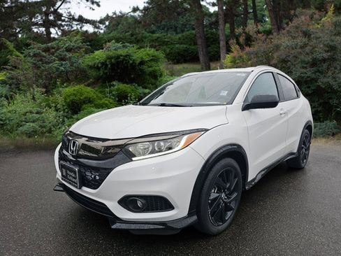 Used 2022 Honda HR-V Sport image 3