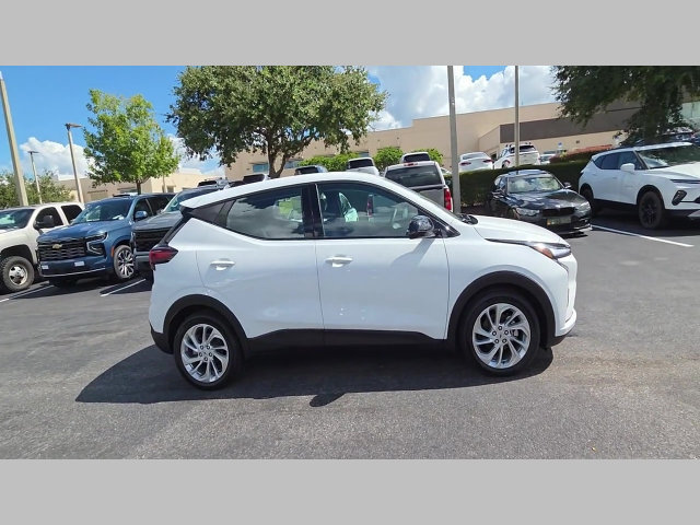 New 2027 Chevrolet Bolt LT w/ Comfort Package FWD image 16