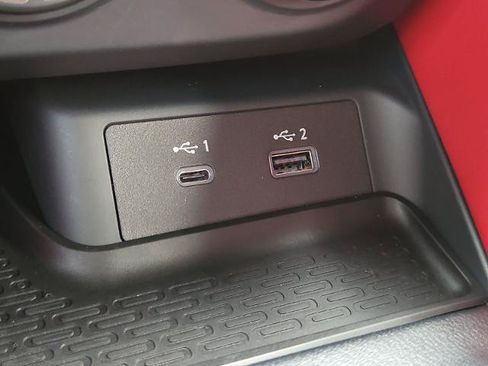 Certified 2024 Nissan Z Performance w/ Floor Mat Package RWD image 22