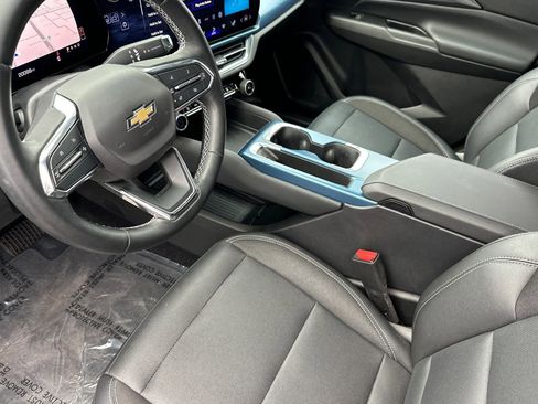 Used 2024 Chevrolet Equinox EV LT w/ LPO, Active Package image 10