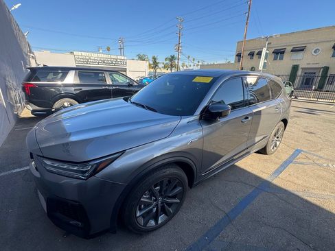 Used 2025 Acura MDX A-Spec AWD/4WD image 2