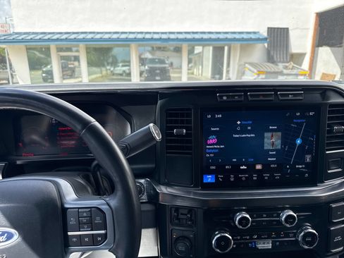 Used 2024 Ford F250 Lariat w/ Sport Appearance Package AWD/4WD image 17