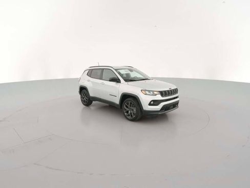 New 2026 Jeep Compass Latitude image 16