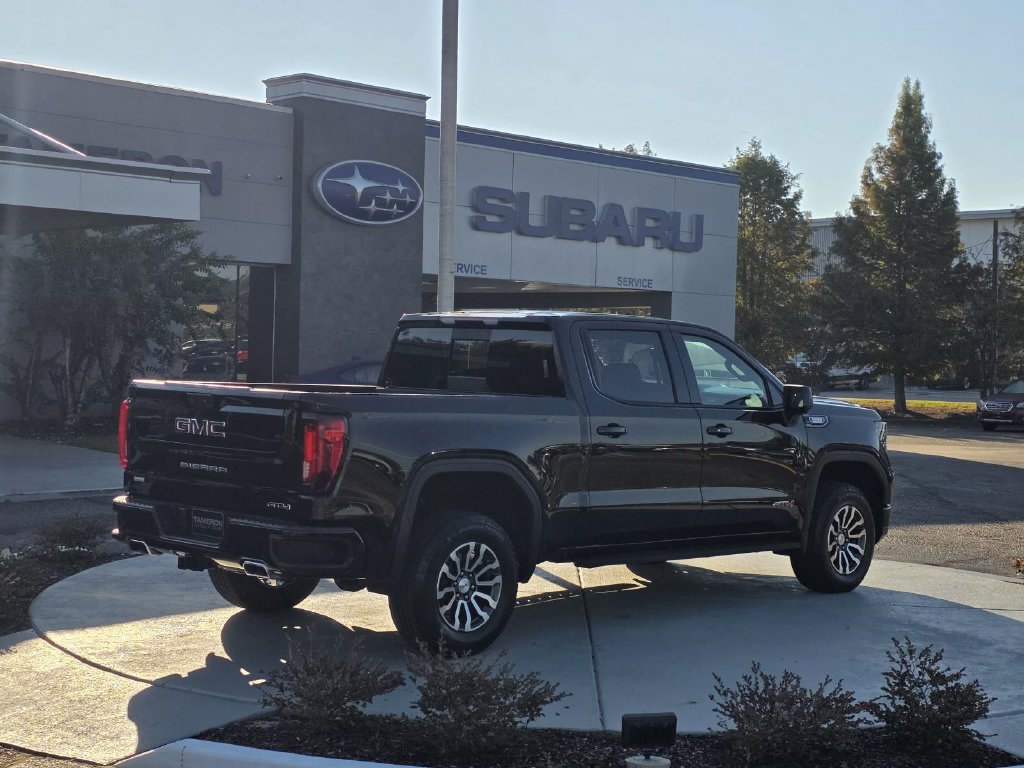 Used 2023 GMC Sierra 1500 AT4 w/ AT4 Preferred Package AWD/4WD image 5