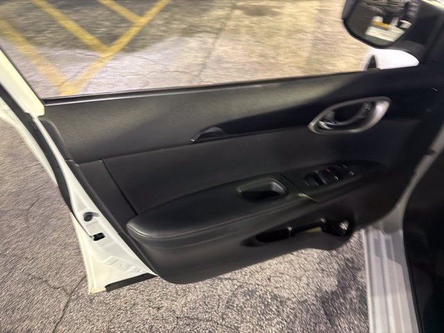 Used 2019 Nissan Sentra SV FWD image 9