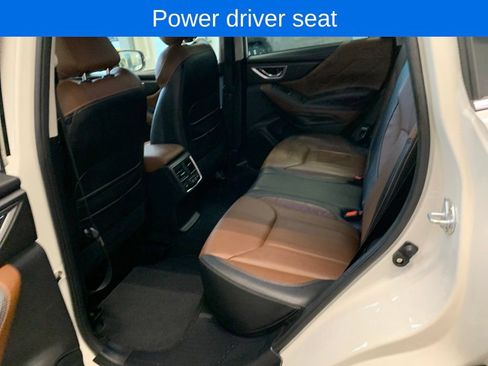 Used 2023 Subaru Forester Touring AWD/4WD image 12