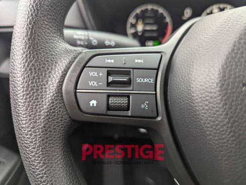 Used 2025 Honda CR-V EX image 17