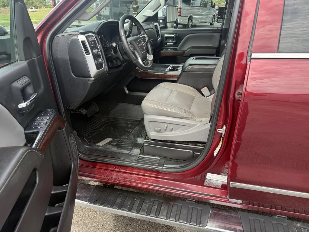 Used 2017 GMC Sierra 2500 SLT AWD/4WD image 44