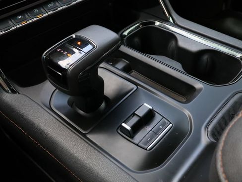 Certified 2022 GMC Sierra 1500 AT4 AWD/4WD image 18