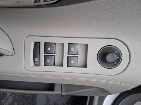 Used 2012 Buick LaCrosse Premium image 11