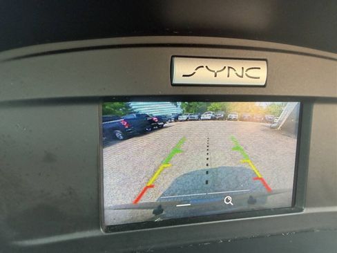 Used 2017 Ford Escape SE w/ SE Sport Appearance Package FWD image 14