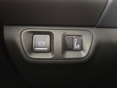 Certified 2023 GMC Acadia SLE w/ Elevation Edition image 29