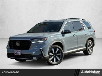 Used 2025 Honda Pilot Touring