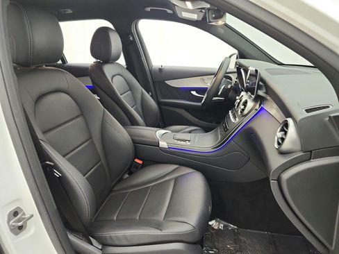 Used 2022 Mercedes-Benz GLC 300 image 18