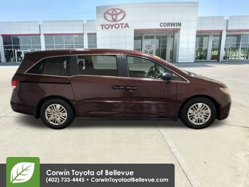 Used 2014 Honda Odyssey LX image 6