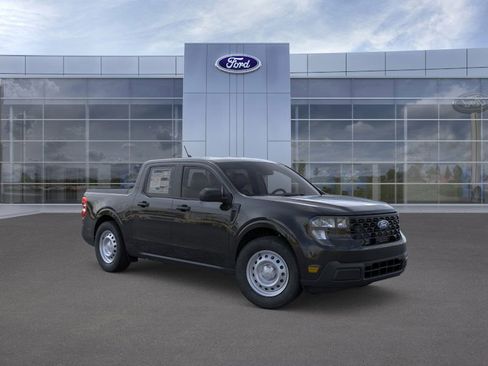 New 2025 Ford Maverick XL image 7