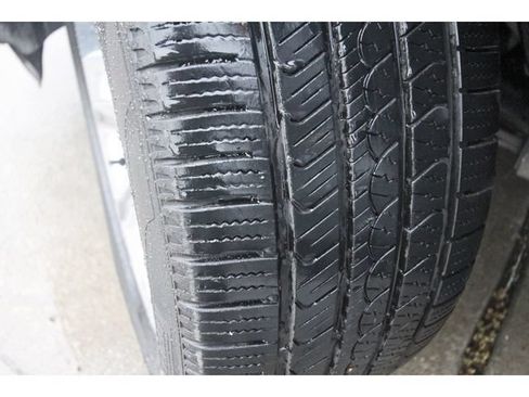 Used 2014 Ford Explorer Limited w/ Equipment Group 301A FWD image 30