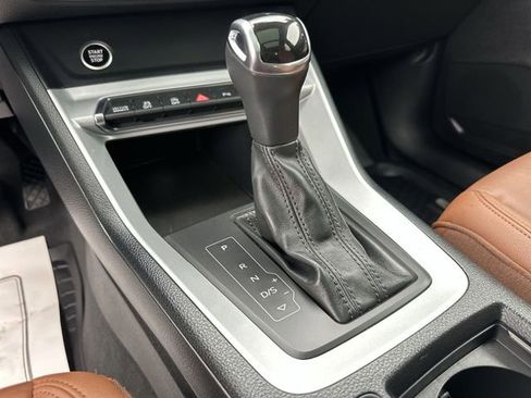 Used 2021 Audi Q3 2.0T Premium w/ Convenience Package image 18