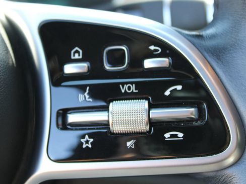 Used 2019 Mercedes-Benz E 300 w/ Premium 1 Package image 34