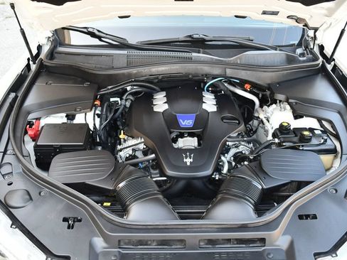 Used 2022 Maserati Levante Modena AWD/4WD image 80