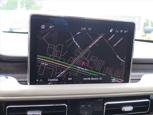 Used 2022 Lincoln Aviator Reserve w/ Equipment Group 201A AWD/4WD image 17