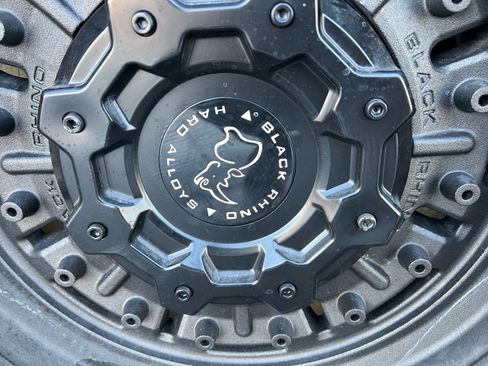 Used 2018 Jeep Wrangler Unlimited Rubicon image 33