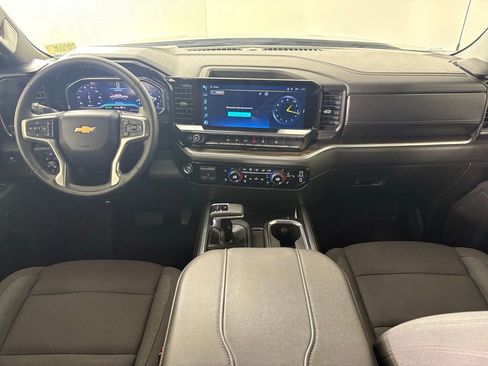 Used 2025 Chevrolet Silverado 1500 LT w/ Z71 Off-Road Package image 40