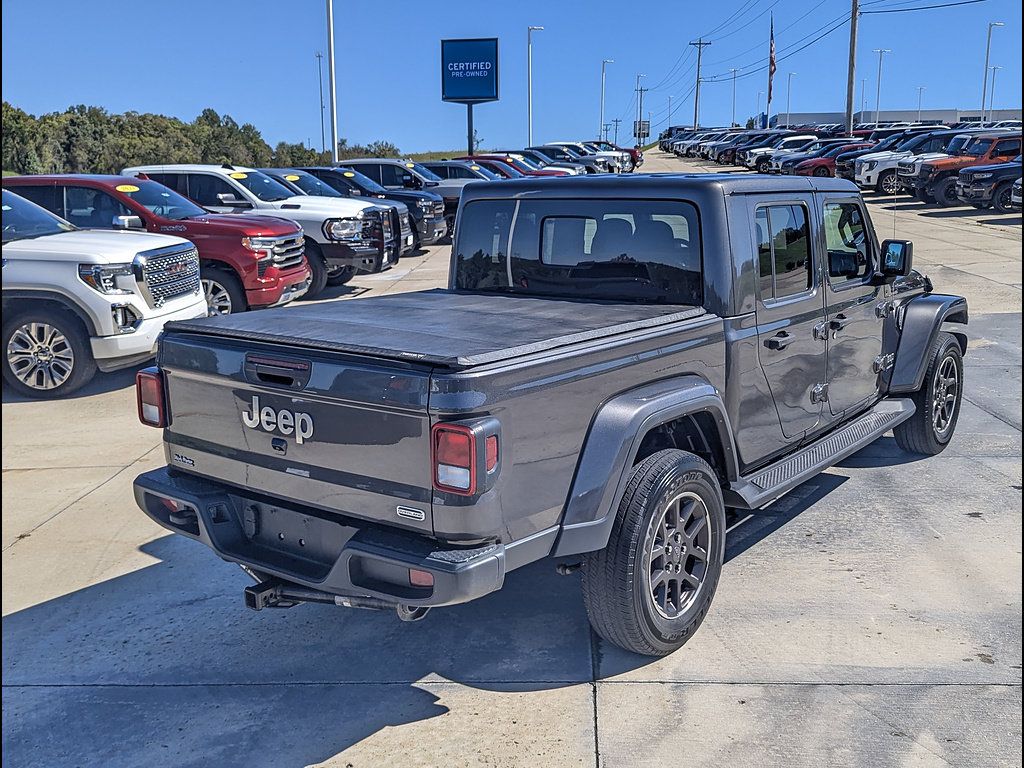 Used 2023 Jeep Gladiator Overland w/ Cold Weather Group AWD/4WD image 7
