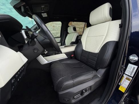 Used 2024 Toyota Sequoia Capstone AWD/4WD image 4
