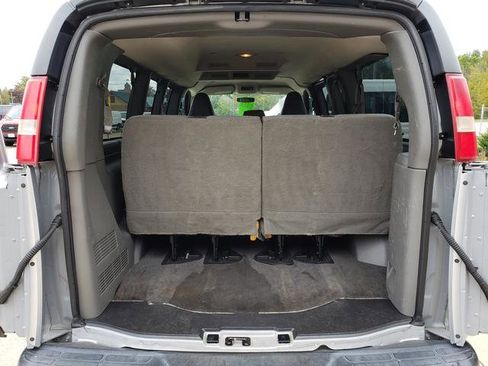 Used 2016 Chevrolet Express 2500 LS image 5