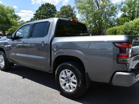 Used 2024 Nissan Frontier SV w/ SV Convenience Package AWD/4WD image 31
